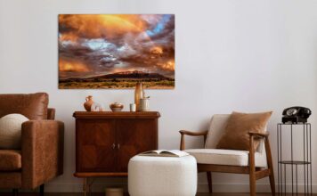 Bilder auf Leinwand – wie wählt man ein Kunstwerk für sein Interieur aus? Impressionen von vergangenen Reisen auf Leinwand gezogen, sorgen für ein echtes Wohlfühlen im eigenen Wohnzimmer. Bildquelle: © myredro.de