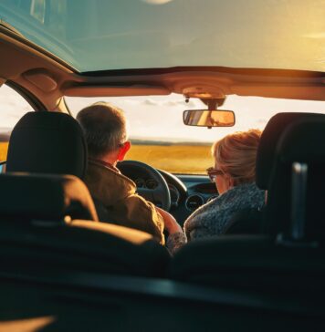 Roadtrip für Ältere – Deutschland abseits touristischer Hochburgen entdecken Warum nicht mal wieder mit dem Auto verreisen und einen tollen Roadtrip zu den schönsten Stellen Deutschlands machen?!. Bildquelle: © Getty Images / Unsplash.com