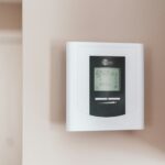 Eine angenehme Raumtemperatur liegt zwischen 21 und 23 Grad. Bildquelle: © Erik Mclean / Unsplash.com