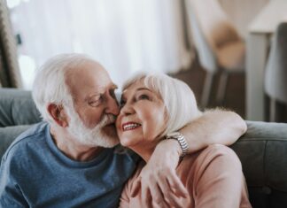 Kraft der Natur: Die positiven Auswirkungen von CBD auf Gesundheit & Wohlbefinden Werfen Sie unnötigen Ballast über Bord und mieten Sie sich im Alter in eine berrierefreie Wohnung ein. Bildquelle: © Getty Images / Unsplash.com