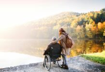 Sicherheit geht vor: Wie Treppenlifte die Mobilität und Unabhängigkeit verbessern Jede Form von Hilfsmittel die uns unsere Mobilität und Eigenständigkeit bewahrt ist wertvoll. Bildquelle: Getty Images / Unsplash.com