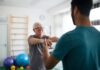 Physiotherapie gegen chronische Schmerzen Eine Vielzahl chronischer Schmerzen lassen sich durch regelmäßige Physiotherapie erfolgreich behandeln. Bildquelle: © Getty Images / Unsplash.com