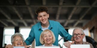 Altersgerechte Förderungen: So unterstützt Sie der Staat bei Modernisierungen Welche Förderung gibt es für welche Maßnahme und welche Voraussetzung muss man erfüllen? Unabhängige Beratung und Information ist hier ganz wichtig. Bildquelle: Getty Images / Unsplash.com