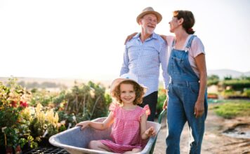 Alle Lebensphasen in vollen Zügen genießen Holen Sie aus jedem Lebensabschnitt das bester heraus und lassen Sie sich von kleinen Wehwehchen nicht aufhalten. Bildquelle: © Getty Images / Unsplash.com