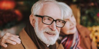 Licht und Beleuchtung – So gestalten Sie Ihr Zuhause augenfreundlich Zu einem guten Sehvermögen gehört nicht nur die Brille, sondern auch das richtige Licht. Bildquelle: © Getty Images / Unsplash.com