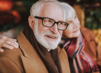 Licht und Beleuchtung – So gestalten Sie Ihr Zuhause augenfreundlich Zu einem guten Sehvermögen gehört nicht nur die Brille, sondern auch das richtige Licht. Bildquelle: © Getty Images / Unsplash.com