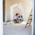 Lassen Sie sich im Falle eines Neueinzuges unbedingt beraten, was die Gestaltung der Räume mit Hilfe von Farben angeht. Bildquelle: Getty Images / Unsplash.com