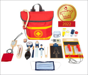 Notarzt Rucksack mit Holzinstrumenten.