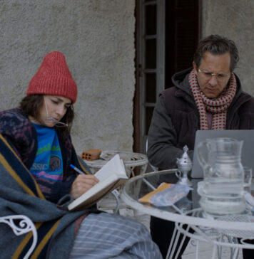 Zum Kinostart von SABBATICAL verlosen wir 3 Kulturtaschen Sabbatical Kinostart 5. Februar 2026