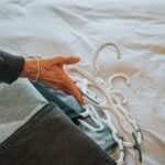 Ein Jahreswechsel ist auch immer ein guter Zeitpunkt sich das Thema Ordnung vorzunehmen und tatsächlich mal ordentlich auszumisten. Bildquelle: © Cphotos / Unsplash.com