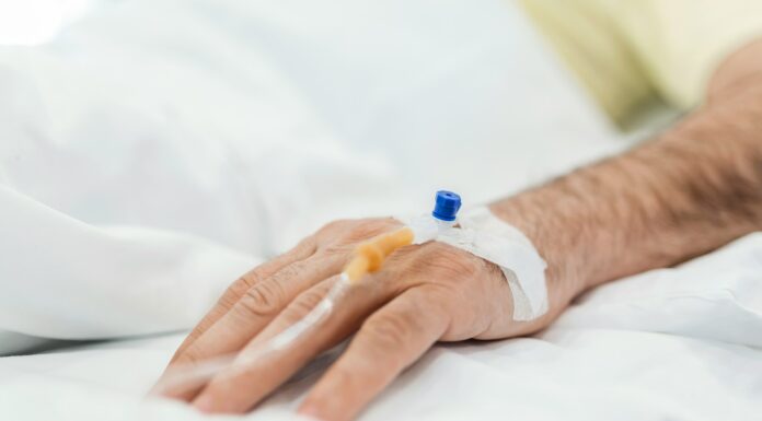 Selbstbestimmt leben und selbstbestimmt sterben SELBSTBESTIMMT sterben ist für viele von uns ein inniger Wunsch, doch in Deutschland leider bisher nicht so leicht umsetzbar. Wir versuchen aufzuklären! Bildquelle: © Getty Images / Unsplash.com