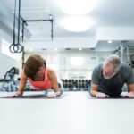 Vor allem für Frauen in und nach den Wechseljahren wird Muskelkraft ein wichtiger Aspekt im Rahmen der Gesundheit und des Wohlbefindens. Bildquelle: © Getty Images / Unsplash.com