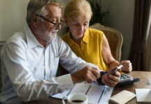Wird die Rente neu erfunden? Ein Thema das uns alle immer wieder bewegt: die Rente. Wird sie reichen, wie kann ich im Alter leben und welche Formen der rente gibt es aktuell überhaupt? Bildquelle: © Curated Lifestyle / Unsplash.com